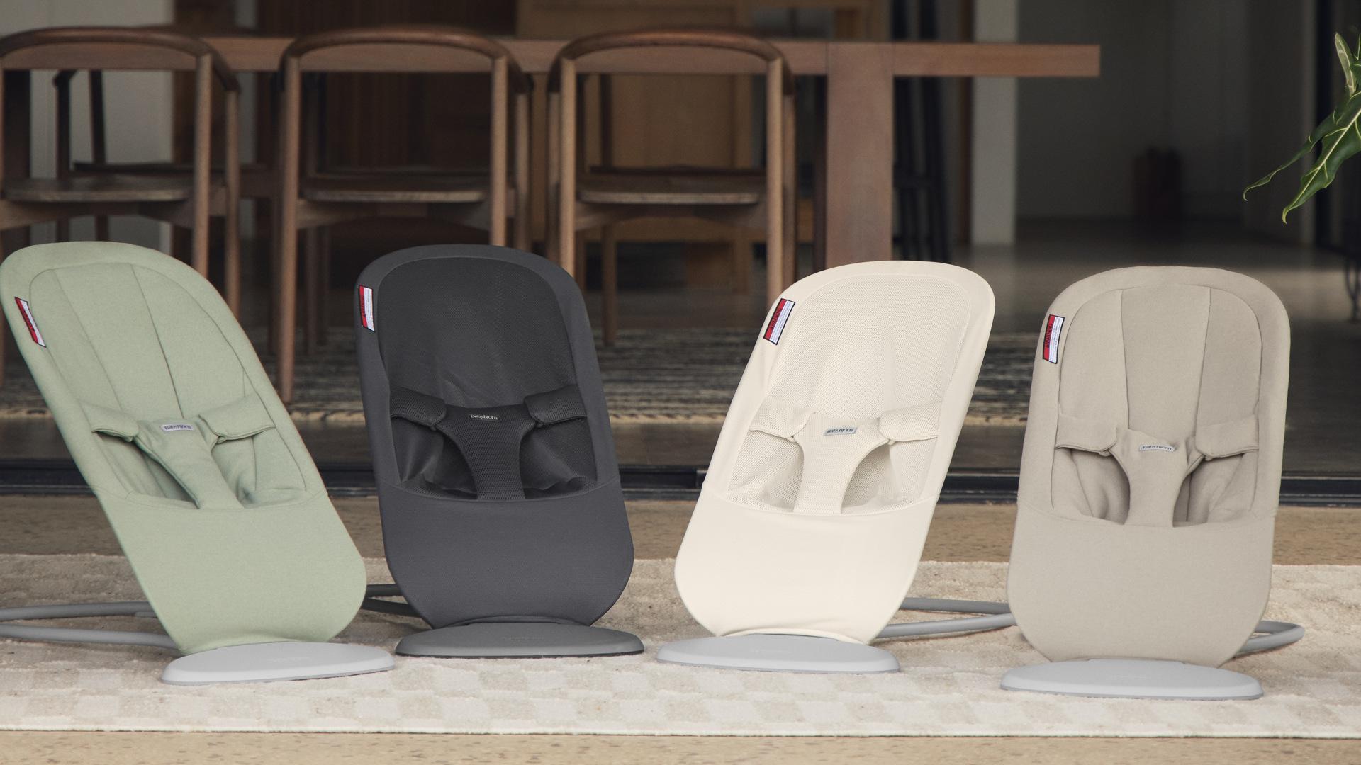 Bouncer Begin in Brushed woven and Airy mesh - green, cream, beige and dark gray