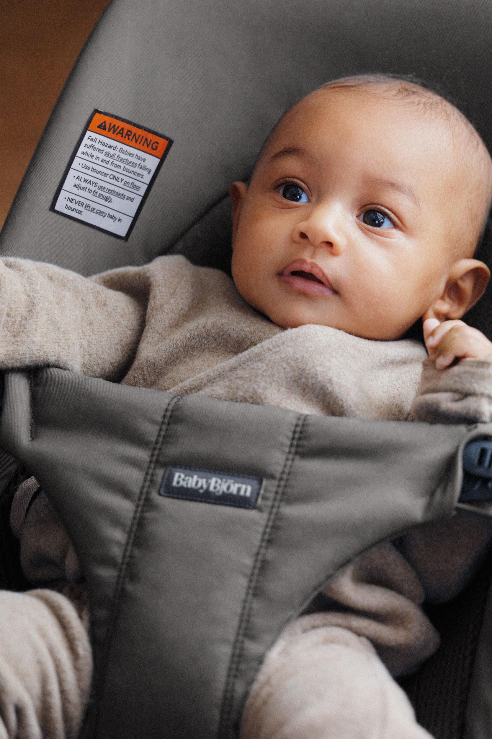 Bouncer Balance Soft in Dark gray Woven/Jersey Tri-Fabric - BabyBjörn